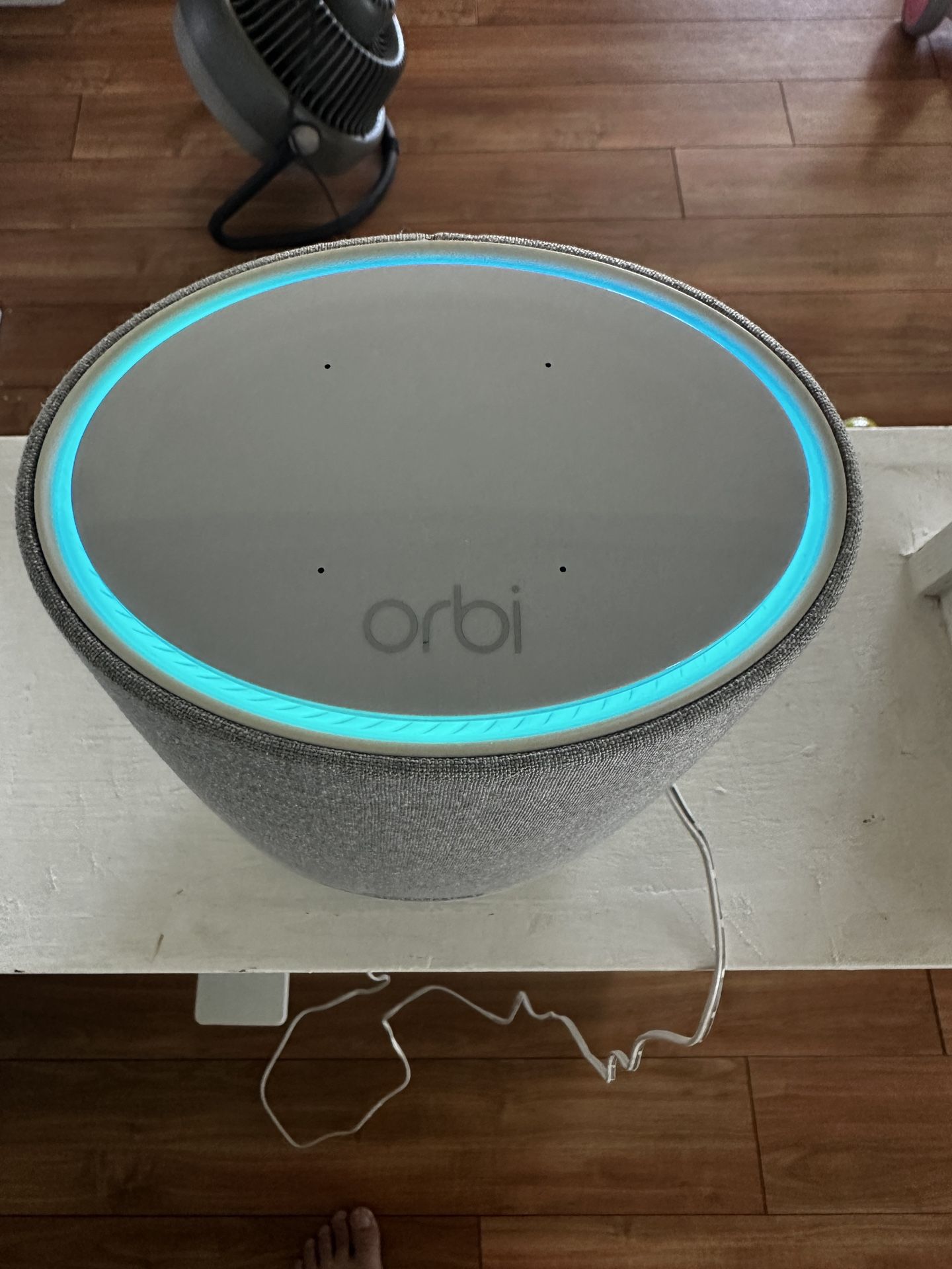 Netgear Orbi Harmon Kardon Wi-Fi Tri Band Mesh Extender & Speaker RBS40V