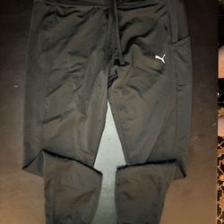 BRAND NEW- Puma womens joggers yoga pants, black