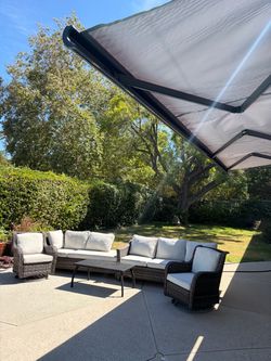 Retractable awning for Sale