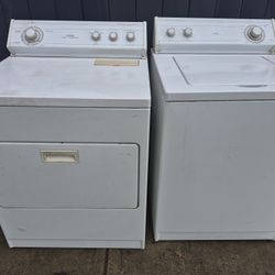 W Washer And Gas Dryer  Set 