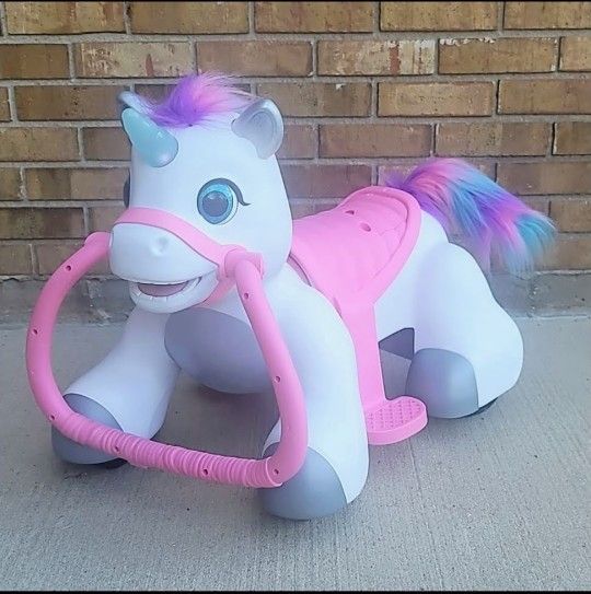 My little unicorn store ride on