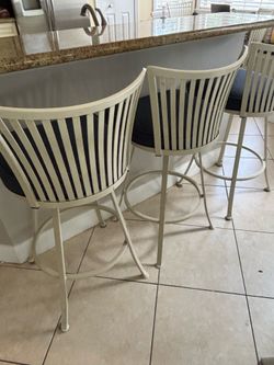Iron metal bar counter swivel stools