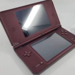 burgundy dsi xl  with carrying case. inside case there are 2 stylist pens and a screen protector and also comes with 4 games