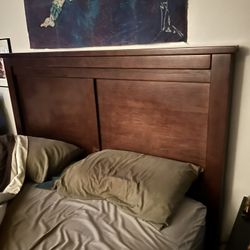 Queen Bed Frame Used