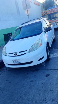 2009 Toyota Sienna
