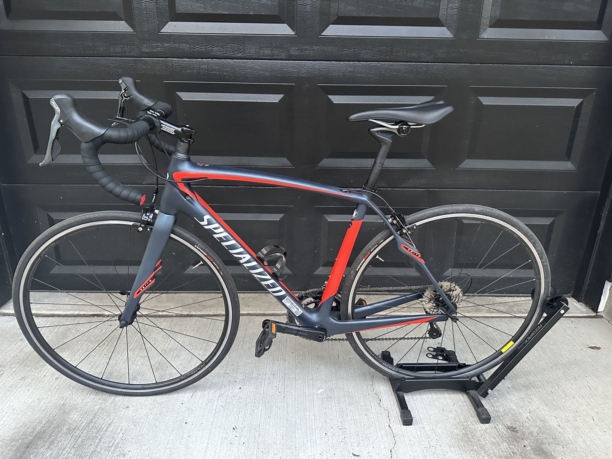 Specialized Roubaix Carbon Road Bike - Size 54
