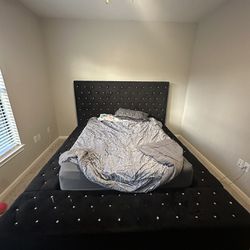 Queen Size Storage Bed