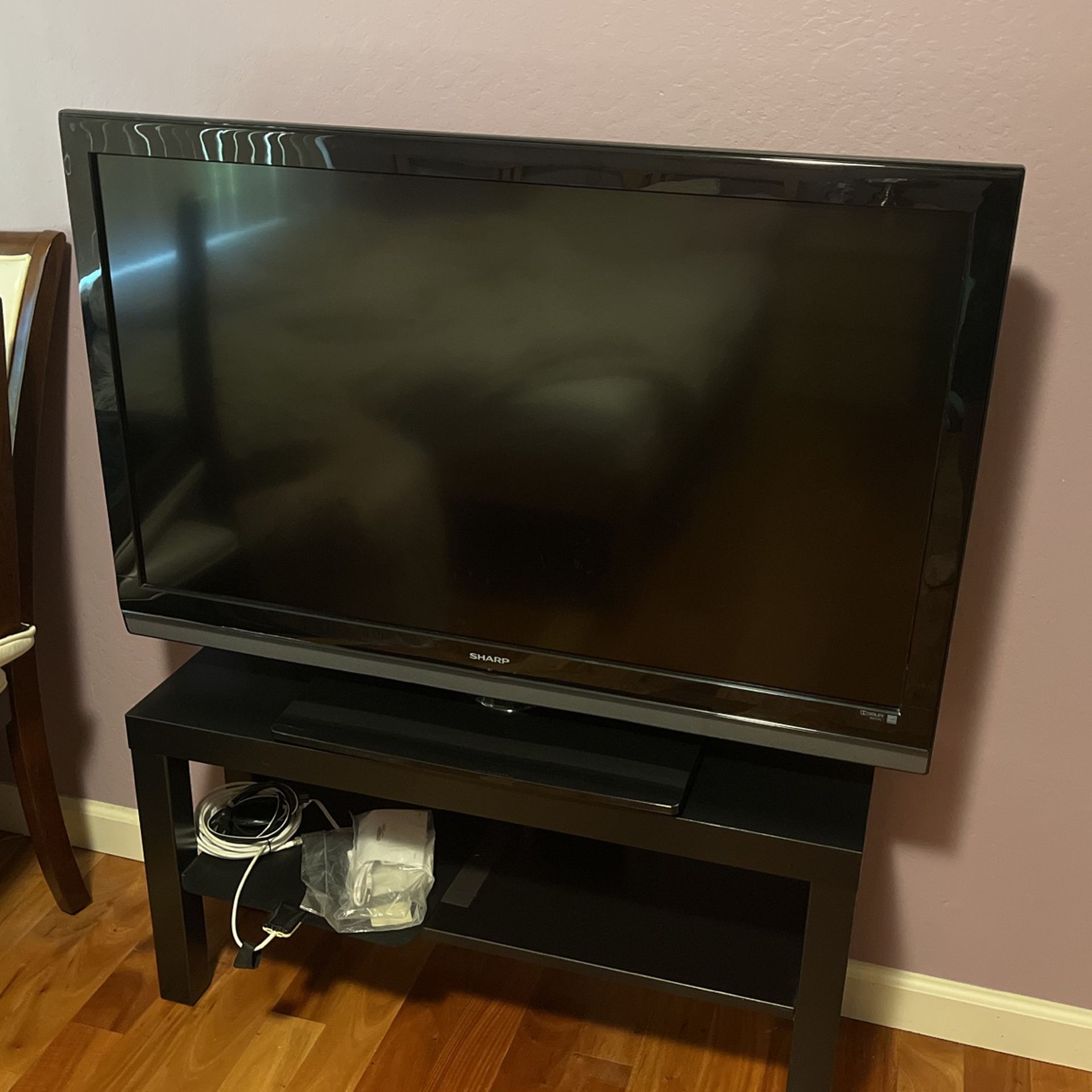 Sharp 42 inch TV, LC-42SB48UT-A