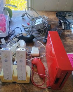Red Wii With Games 