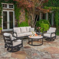 SunVilla Fairchild 5-piece Outdoor Patio Seating Set like new 