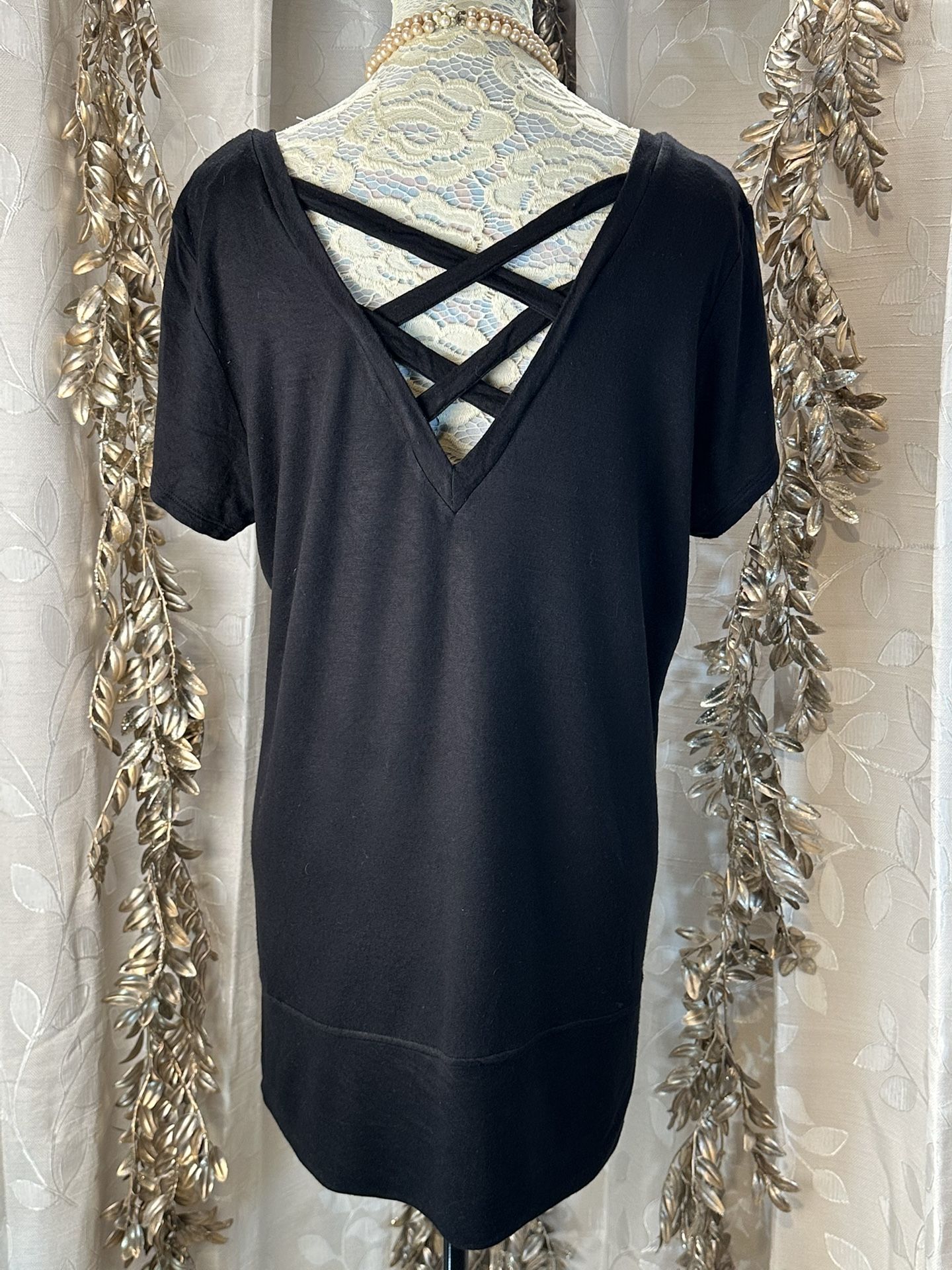 DressBarn Black Crisscross Back High-Low Tunic Top Women’s Large L Rayon Blend