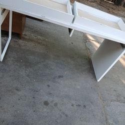 Desk/vanity/crafting Table