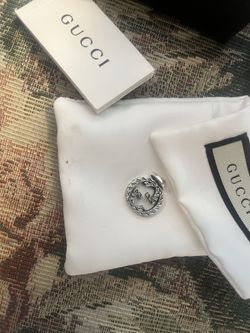 Authentic Brand New Gucci GG Ring And Matching GG Necklace Pendant ! 