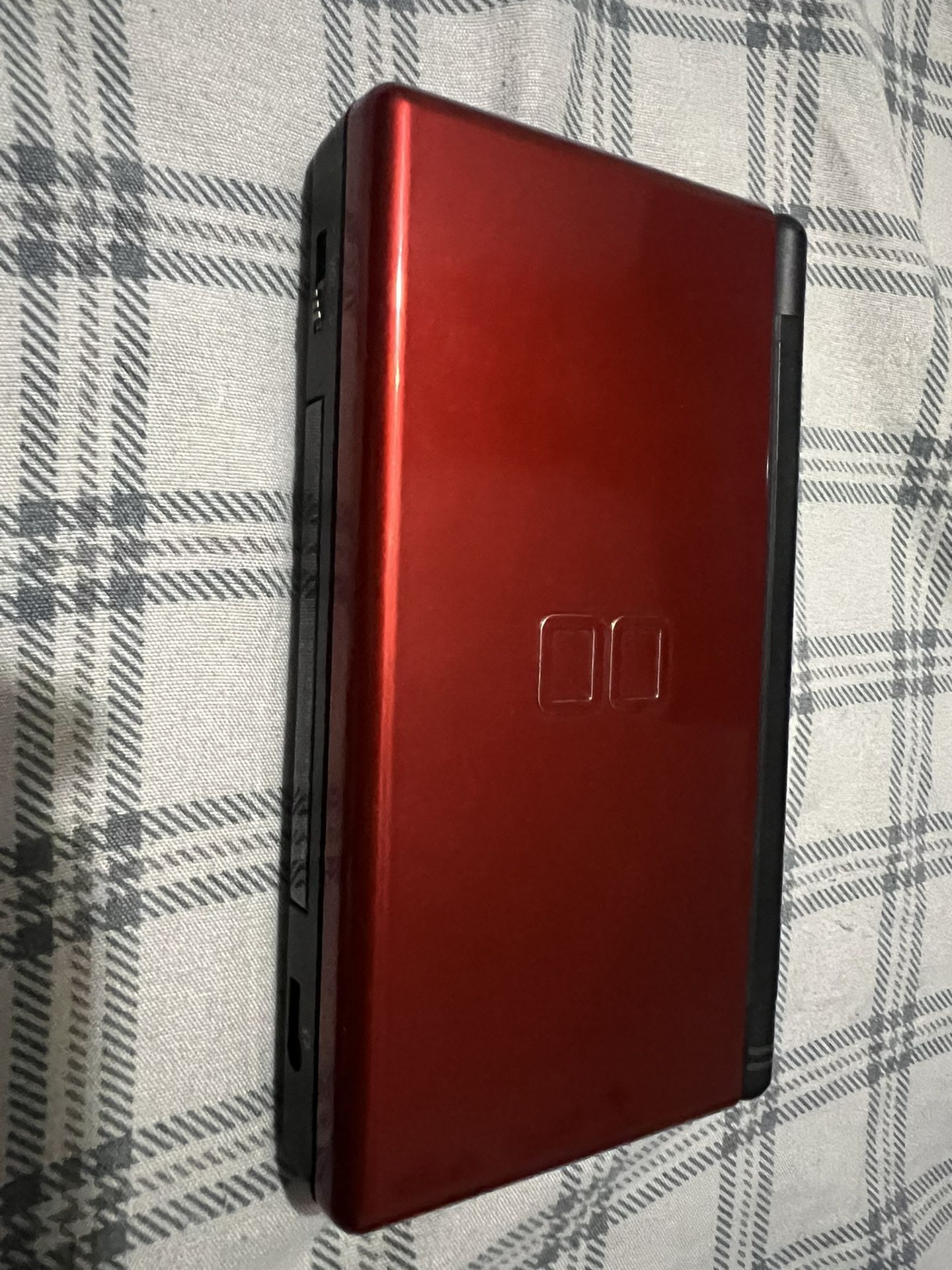 Red Ds Lite With Free Game