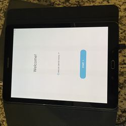 Galaxy Tab S2 And iPad 2