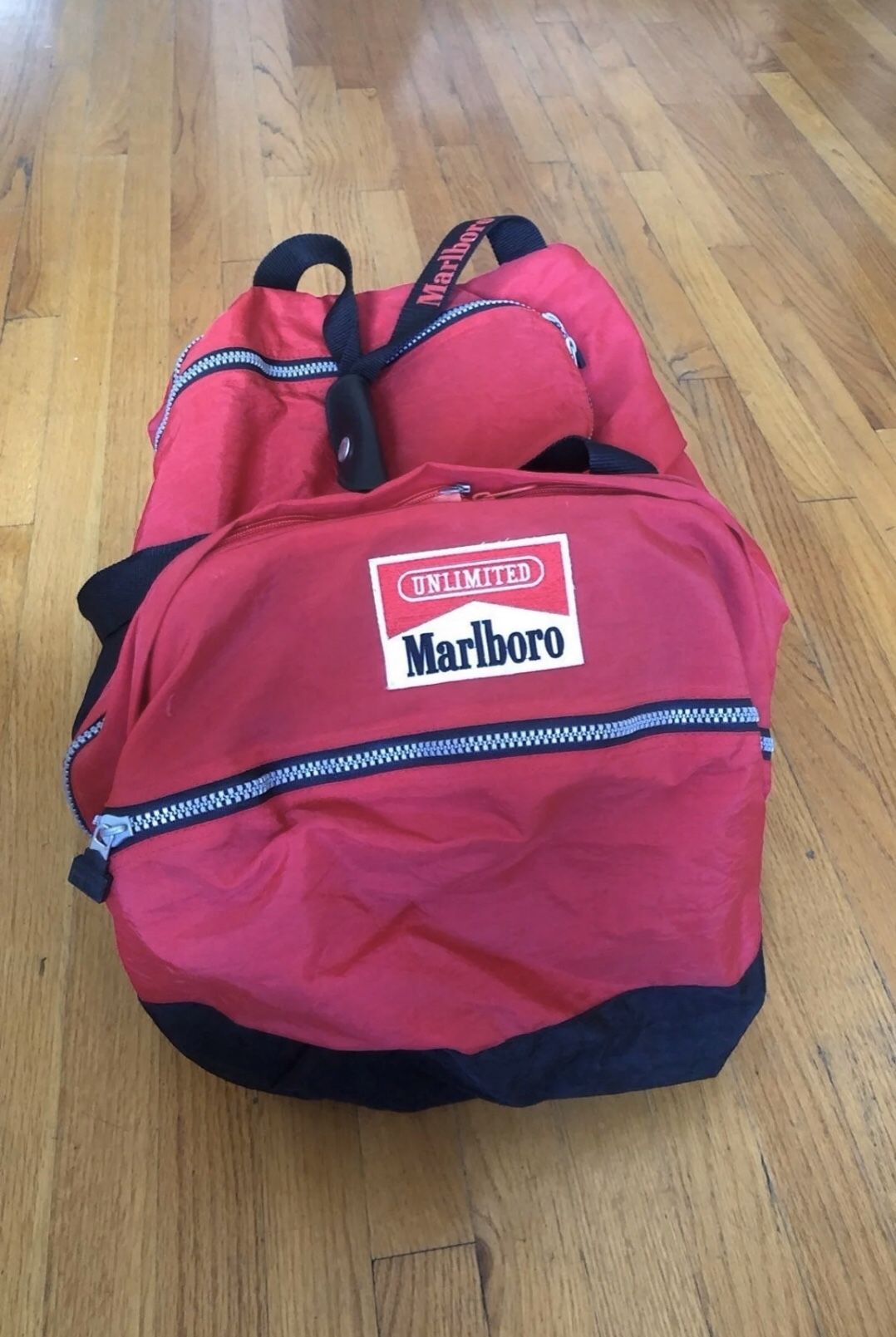 Marlboro Vintage duffle bag