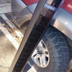 LASKO OSCILLATING TOWER FAN