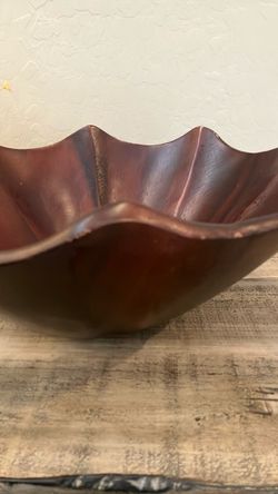 Scalloped Wooden Decorative Bowl (Rich Dark Brown)