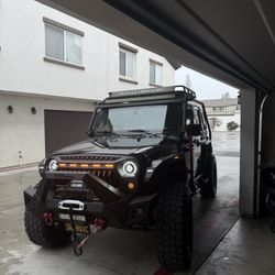 Clean Title Jeep  Wrangler Sport 2016 Black Color 