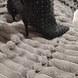 Catherine Malandrino Black Spiked Heels Size 8 And Half