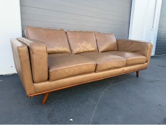 Modern Leather Sofa!!! Free Delivery
