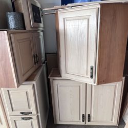 UPPER OAK CABINETS, Electric Stove AND Electric Stove Top
