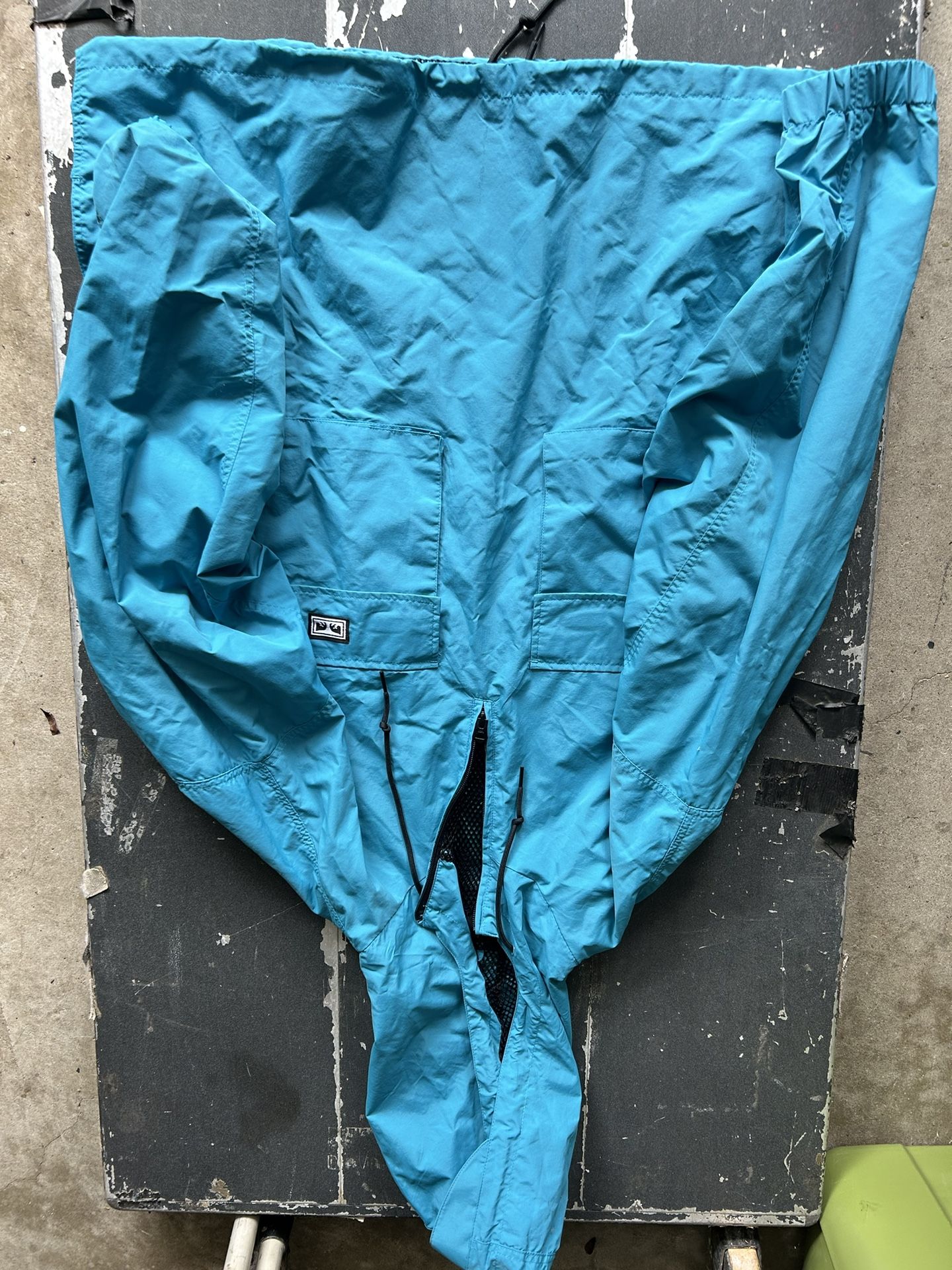 Obey Worldwide Big Pocket Reflective back raincoat like jacket size XXL men