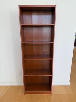 Bookshelf with Adjustable Shelves