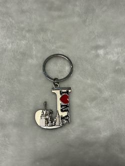 I Love New York J Keychain souvenir Statue of Liberty with city skyline silver