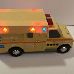 VINTAGE  And Rare  1990'S FunRise METRO CITY FORCE TOYS STORE DISPLAY  AMBULANCE Lights And Loud Sounds Still Working  12”W X 6”H