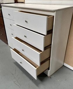8  drawer white with rails