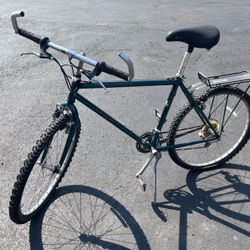 Vintage TREK Singletrack 19.5” Mountain Bike