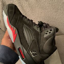 Jordan 5s “Halloween”