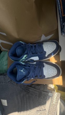 Nike Air Jordan 1 Mid Mystic Navy Mint Youth Siz 5Y