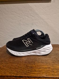 New Balance Fresh Foam X 840v1 Athletic Running Shoes 
Women's Size 8.5