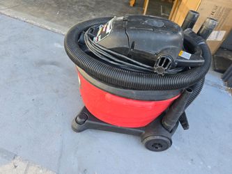 Shop vacuum