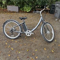 Serfas 350 W Electric Cruiser 