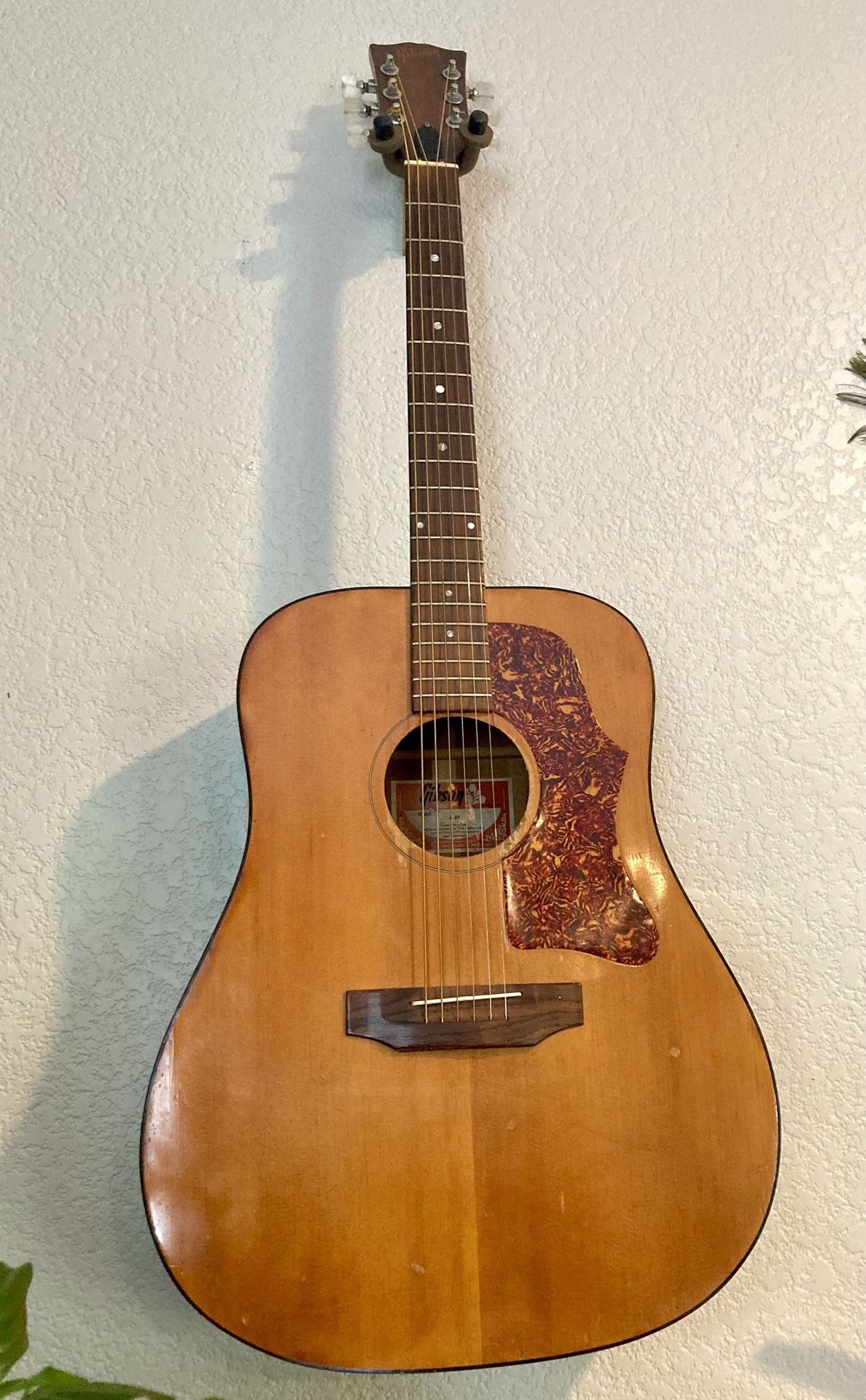 1976 Gibson J40 in Rosewood 