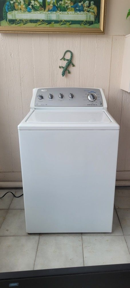 Whirpool Top Load Washing Machine. Lavadora Whirpool