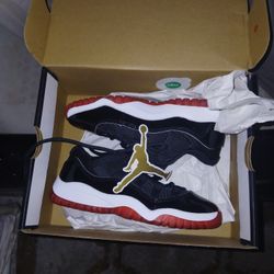 Jordan Bred 11 SIZE 2Y