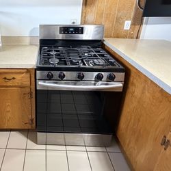 Gas Stove 30” 5 Burner Stove Samsung Working!