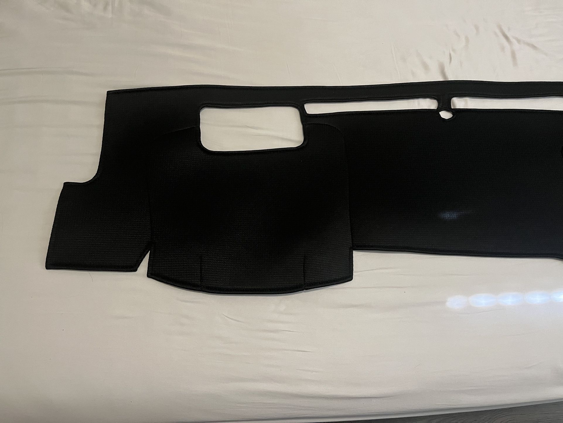‘21-‘24 Toyota Camry Dash Cover W/ HUD (Black)