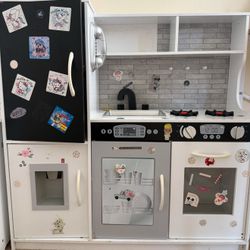 Kids Wooden Kitchen Table Playset