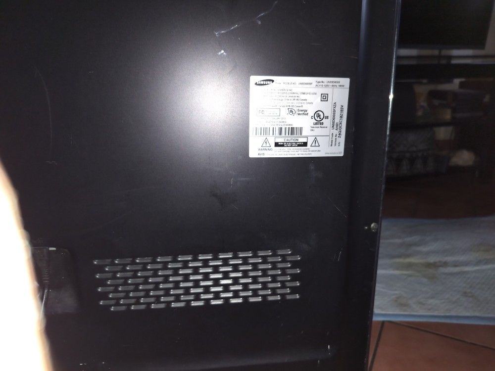 SAMSUNG UN55D600F 55"
