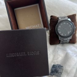 Michael Kors black watch