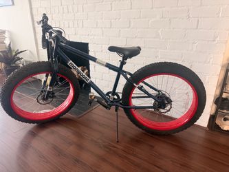 Mongoose Dolomite Fat Tire Bike