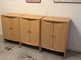 3 Cabinets