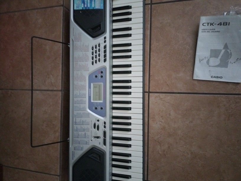 Casio Musical Keyboard 