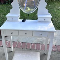Elegant White Vanity Table with Mirror LED Light