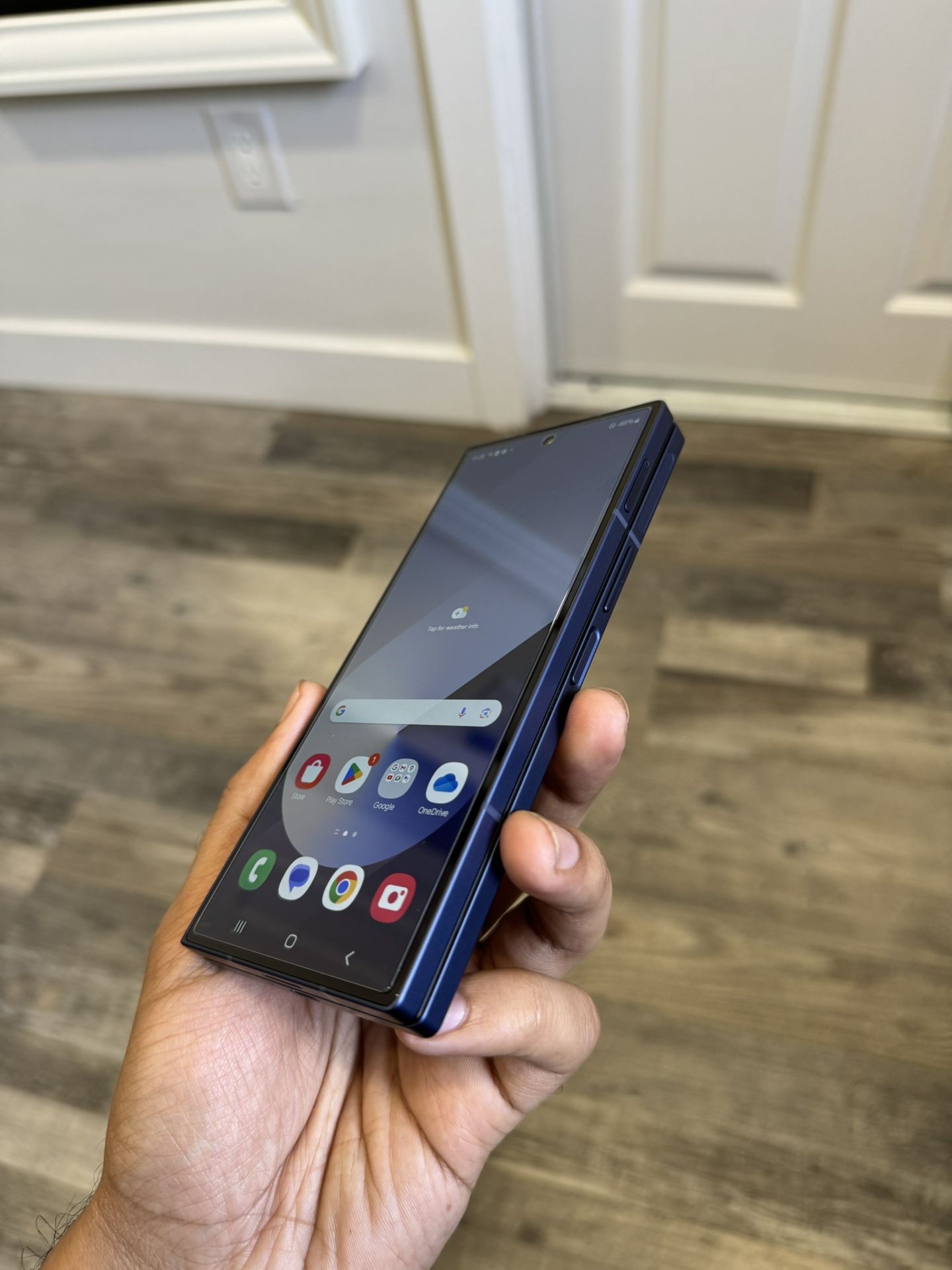 Samsung Galaxy Z Fold 6, Unlocked, Excellent Condition, Clean IMEI, Fully functional